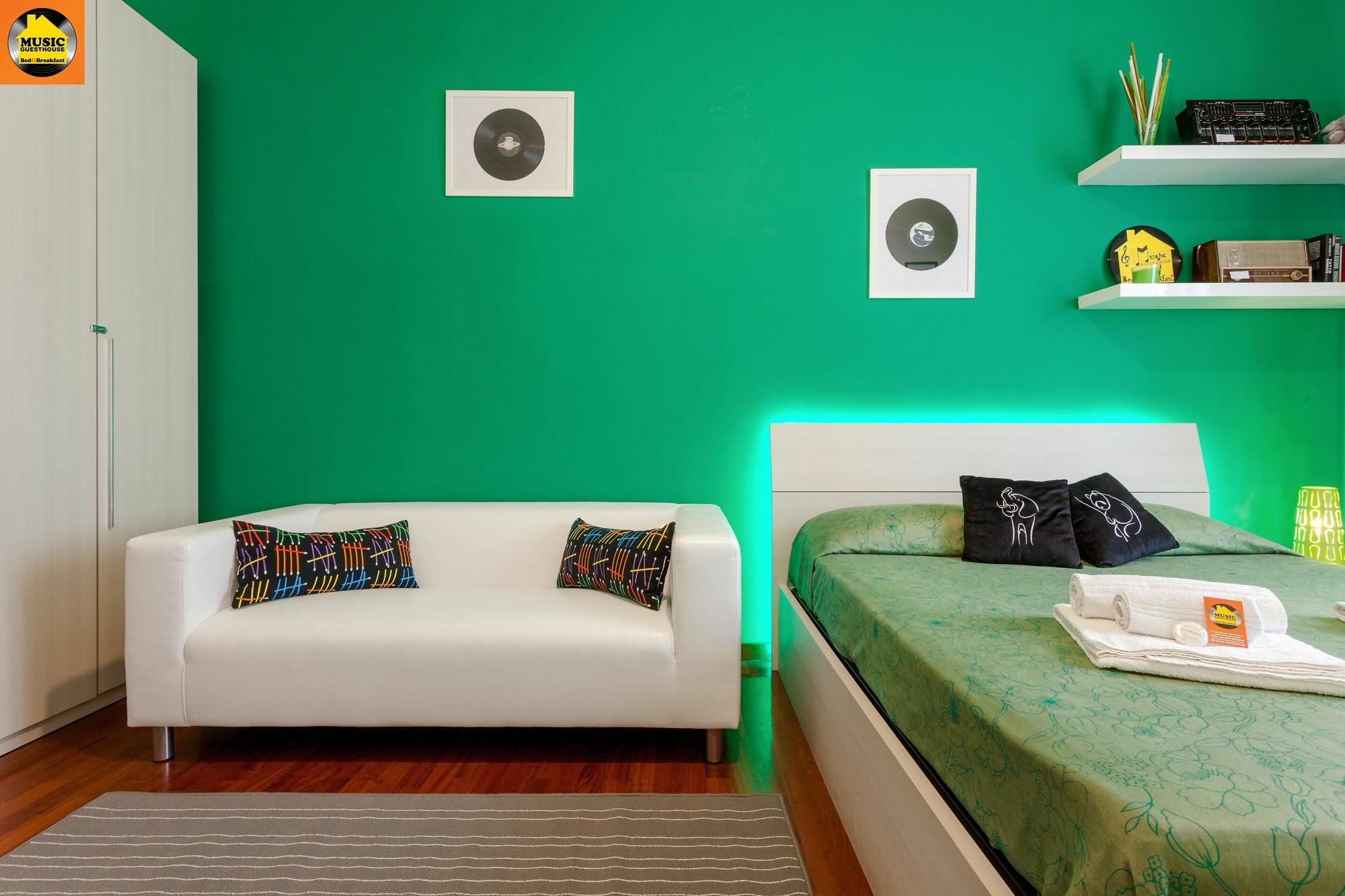 Music Guesthouse Roma Esterno foto